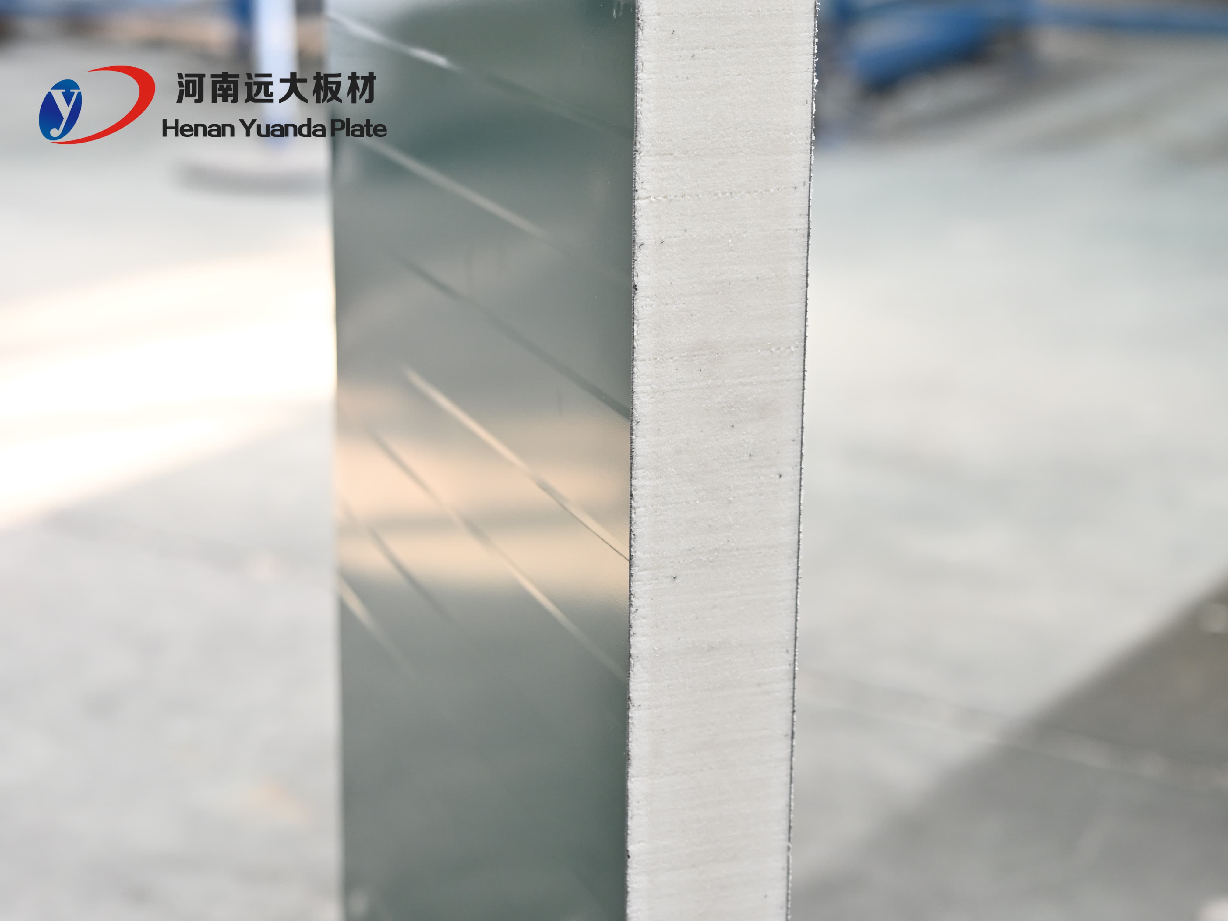 聚氨酯冷庫板：現(xiàn)代冷鏈物流的“節(jié)能基石”(圖3)